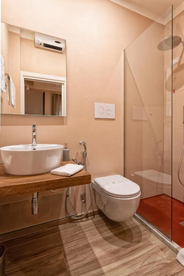 ***  Gogo' Petit Hotel Florence Italy