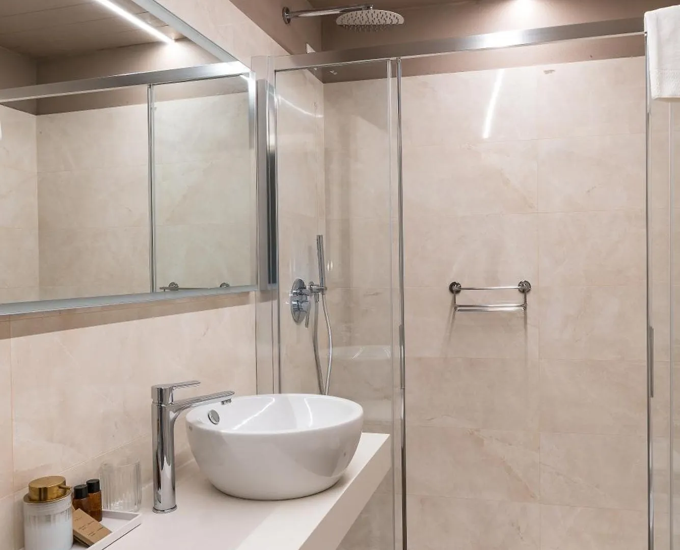 Gogo' Petit Hotel Floransa