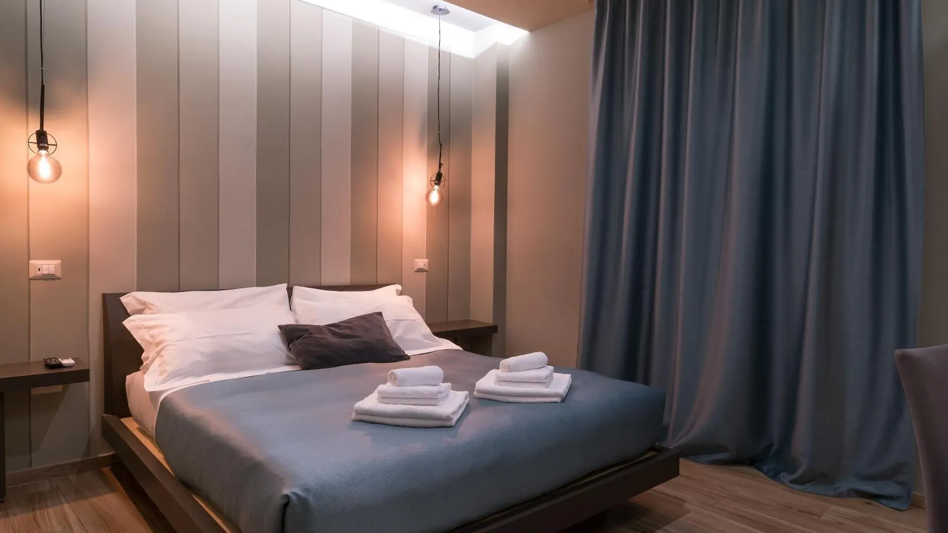 ***  Gogo' Petit Hotel Floransa İtalya