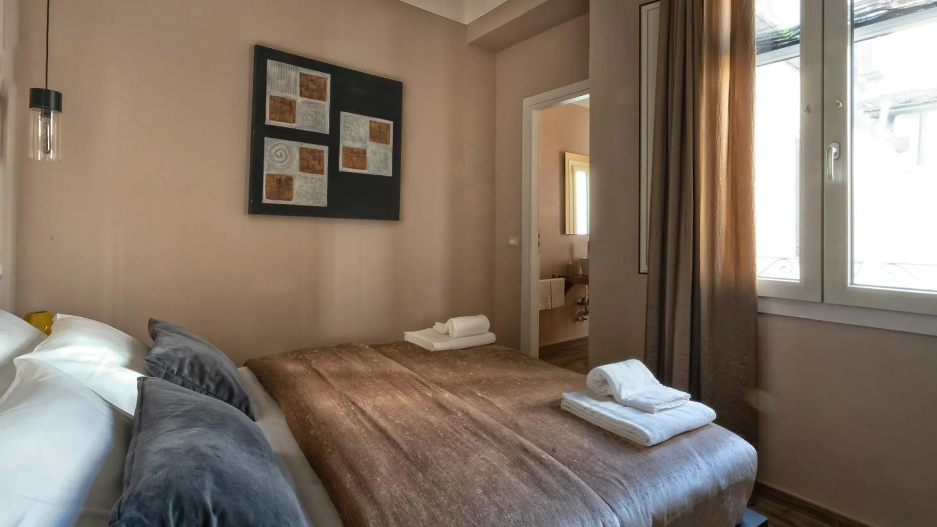 GOGO` Petit Hotel Florence