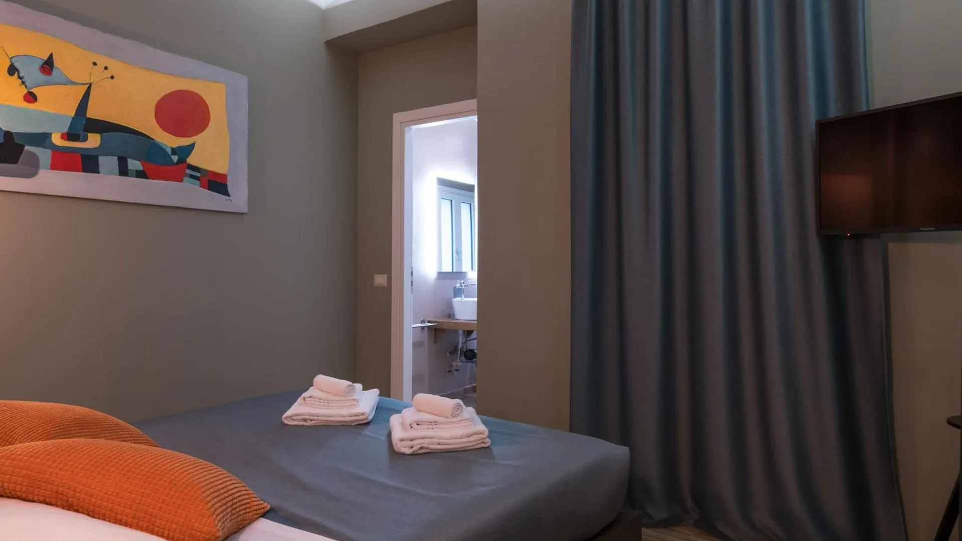 GOGO` Petit Hotel Florence